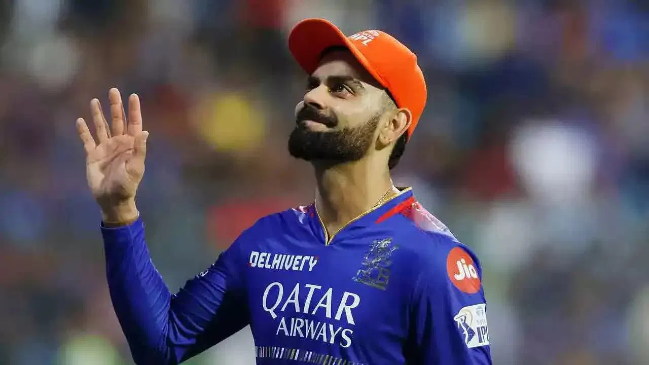 As the IPL retention deadline approaches, the Royal Challengers Bangalore (RCB) camp has seen a major development: Virat Kohli is reportedly set to return as the team’s captain for the next IPL season. Sources indicate that Kohli, one of RCB's most iconic players, has been in discussions with the team’s management about stepping back into the leadership role. This shift has sparked questions about Faf du Plessis' future, despite his recent success in the Caribbean Premier League (CPL). Here’s a breakdown of the situation.

Kohli’s Comeback as RCB Captain
Virat Kohli captained RCB for several years before stepping down in 2021 to focus on his game. However, he has remained an influential figure in the RCB camp and has now shown a willingness to lead the team again. Kohli’s return as captain is seen as a move to bring renewed energy and leadership to a team that has consistently struggled to clinch its maiden IPL trophy. Sources suggest that Kohli’s decision to take on the captaincy again is fueled by his dedication to RCB and his belief that he can lead the team to its long-awaited title.

Faf du Plessis' Recent CPL Success and Age Factor
Faf du Plessis has led RCB over the past three years and brought stability to the team. At 40, he continues to play at a high level, evidenced by his recent achievement as captain of the St. Lucia Kings, leading them to victory in the CPL. This accomplishment has added weight to the argument for his retention, as his experience and leadership skills remain assets for any team.

Despite this success, age may be a deciding factor in RCB’s decision. The management may look to release du Plessis to make room for a younger roster, aiming to build a more sustainable future for the team. Kohli’s return as captain may further signal this transition, suggesting that RCB might prioritize players who can contribute in the longer term.

What This Means for RCB's Quest for Their First IPL Title
The RCB franchise has been part of the IPL since its inception but has yet to lift the trophy. Over the years, they have assembled strong squads but consistently fell short in the playoffs or finals. Kohli’s potential return as captain indicates a shift in strategy, where the team may focus on building a cohesive unit led by a familiar face, who is committed to achieving what has been elusive so far: an IPL title.

Looking Ahead: A New Era for RCB?
As the IPL retention deadline looms, RCB fans are awaiting an official announcement. If Kohli does indeed return as captain, it will usher in a new chapter, with the team refocusing under his seasoned leadership. Whether Faf du Plessis will stay on as part of the squad or make way for younger players is yet to be seen. However, the message is clear: RCB is gearing up for a fresh approach, with hopes of finally capturing their first IPL championship.