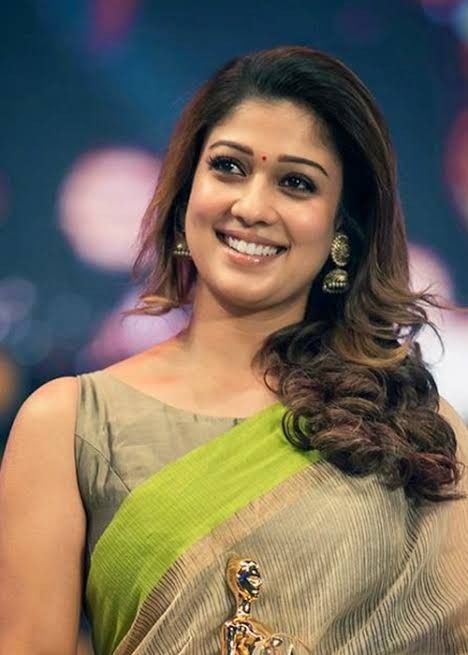 Nayanthara goes unrecognised as she celebrates her birthday at a Delhi restaurant, watch video